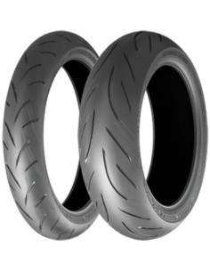 CUB. 110/70ZR17 54W...